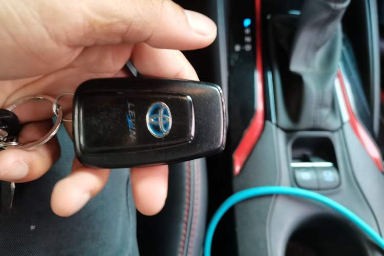 Used Toyota Levin 2022 Dual-Motor 1.8H E-CVT Sport Edition Vehicle Key