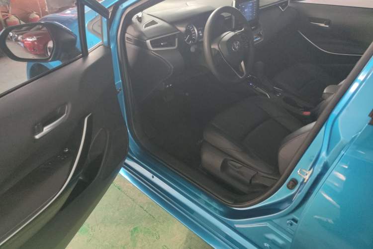 Used Toyota Levin 2022 185T CVT Luxury Edition Driver Seat