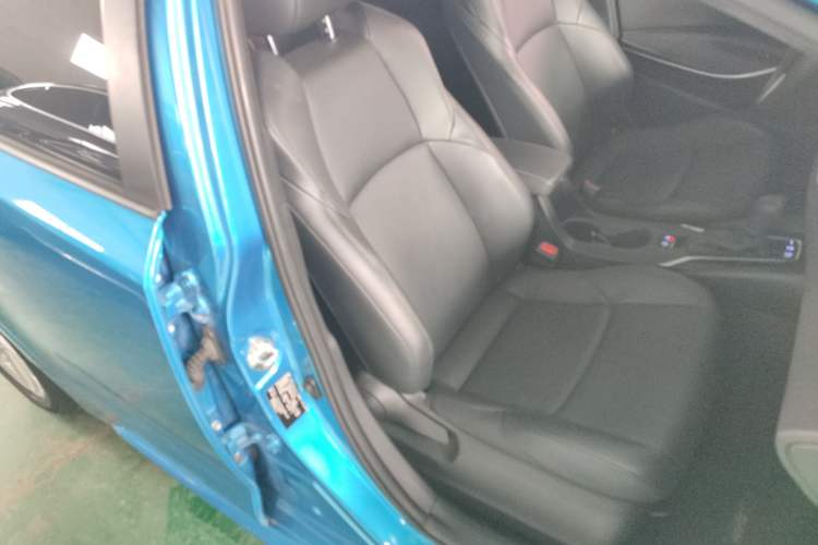 Used Toyota Levin 2022 185T CVT Luxury Edition Right Front Seat