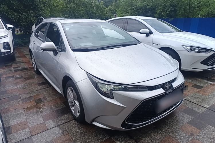 Used Toyota Levin 2022 185T CVT Luxury Edition Front Right 45 Deg