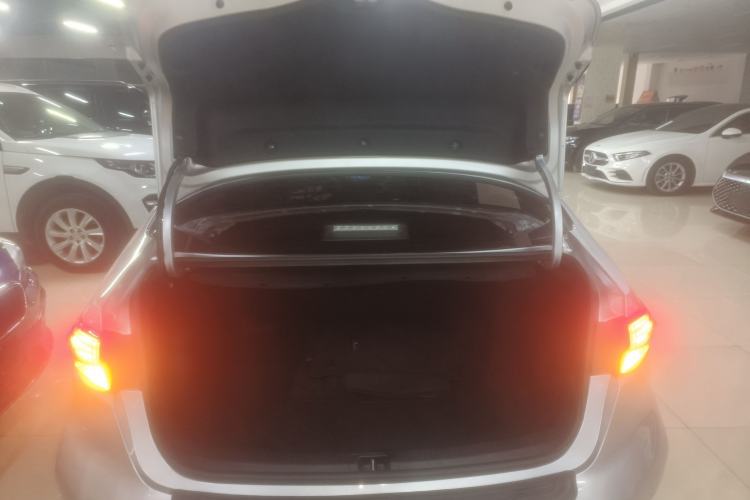 Used Toyota Levin 2022 Dual-Engine 1.8H E-CVT Luxury Edition Trunk