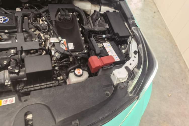 Used Toyota Levin 2022 Dual-Engine 1.8H E-CVT Luxury Edition Engine Bay Left