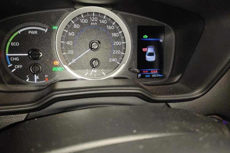 Used Toyota Levin 2022 Dual-Engine 1.8H E-CVT Luxury Edition Odometer Close Up