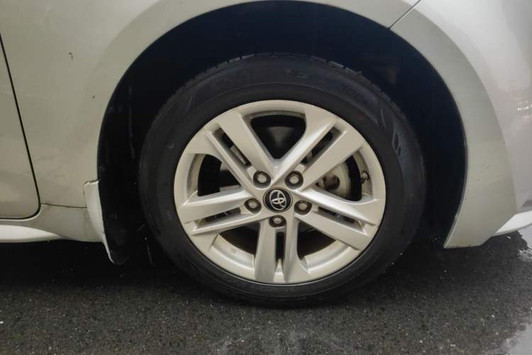 Used Toyota Levin 2022 Dual-Engine 1.8H E-CVT Luxury Edition Right Front Wheel Hub