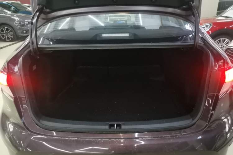 Used Toyota Levin 2022 Dual-Engine 1.8H E-CVT Luxury Edition Trunk