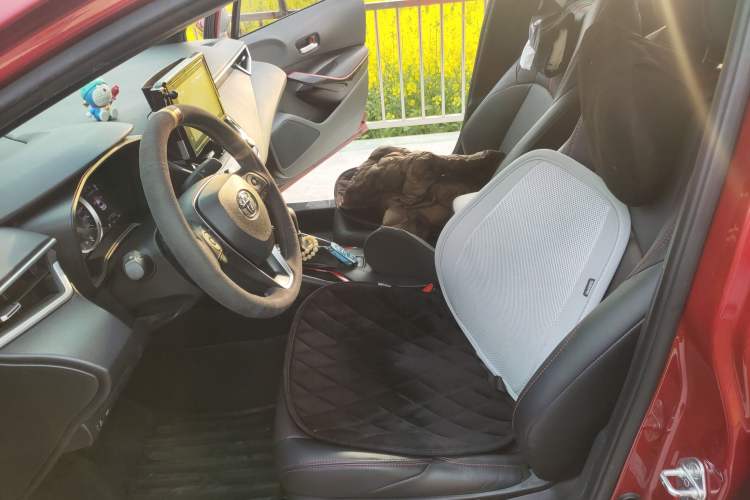 Used Toyota Levin 2022 185T CVT Sport Edition Left Front Seat