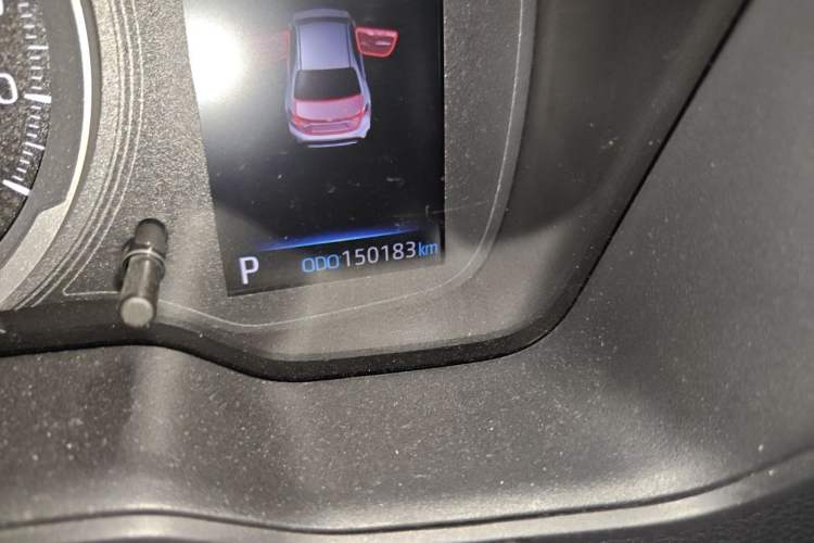 Used Toyota Levin 2022 Dual-Motor 1.8H E-CVT Leading Edition Odometer Close Up