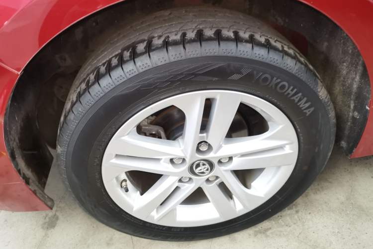 Used Toyota Levin 2022 185T CVT Luxury Edition Right Rear Wheel Hub