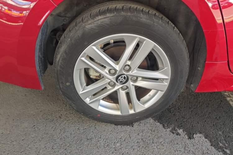 Used Toyota Levin 2022 185T CVT Luxury Edition Right Rear Wheel Hub