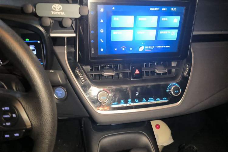 Used Toyota Levin 2022 Dual-Engine 1.8H E-CVT Luxury Edition Audio And AC Panel