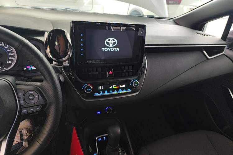 Used Toyota Levin 2022 Dual-Motor 1.8H E-CVT Leading Edition Center Console