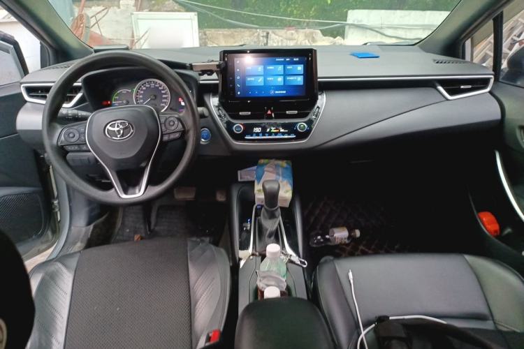 Used Toyota Levin 2022 Dual-Engine 1.8H E-CVT Luxury Edition Center Console