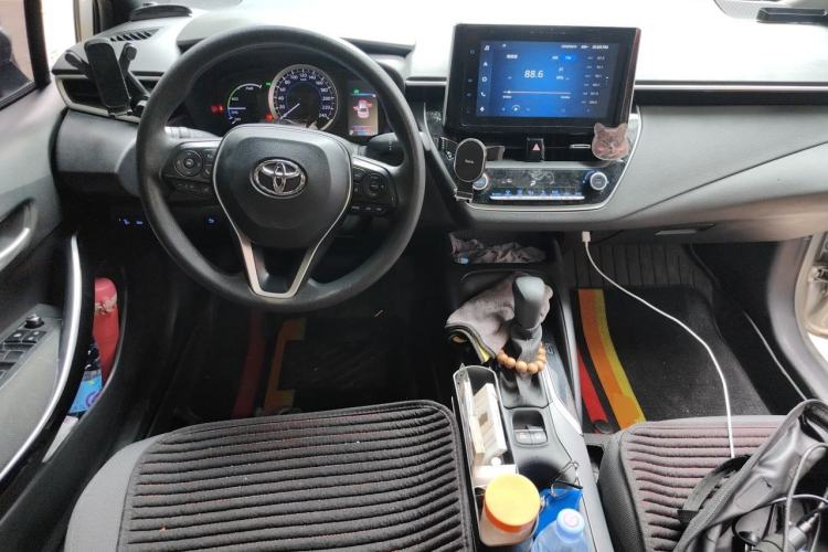 Used Toyota Levin 2022 Dual-Engine 1.8H E-CVT Luxury Edition Center Console