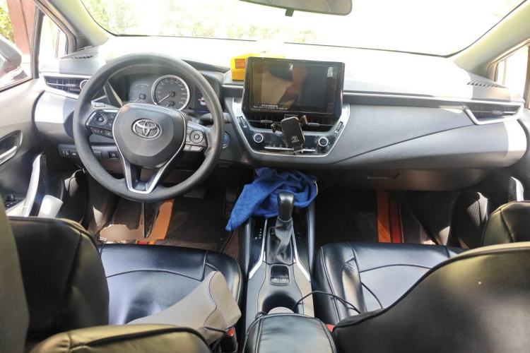Used Toyota Levin 2022 Dual-Motor 1.8H E-CVT Leading Edition Center Console