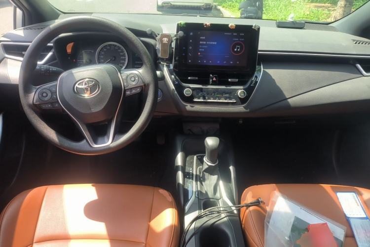 Used Toyota Levin 2022 Dual-Engine 1.8H E-CVT Luxury Edition Center Console