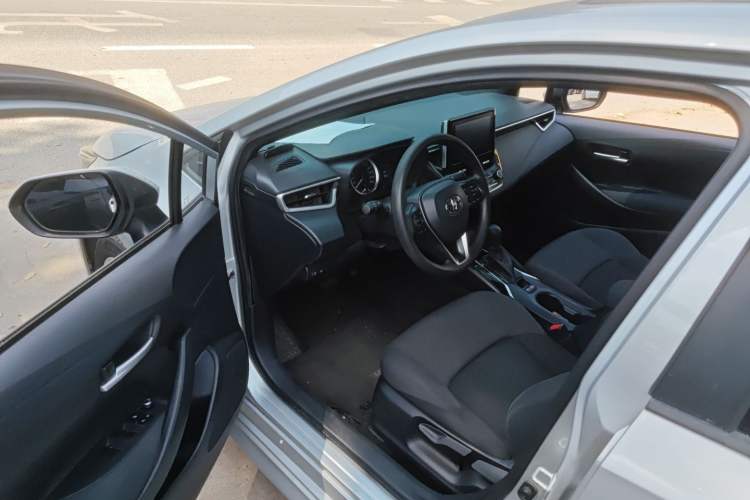 Used Toyota Levin 2022 185T CVT Luxury Edition Driver Seat