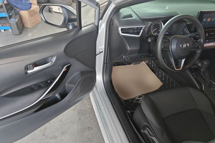 Used Toyota Levin 2022 Dual-Motor 1.8H E-CVT Leading Edition Driver Seat
