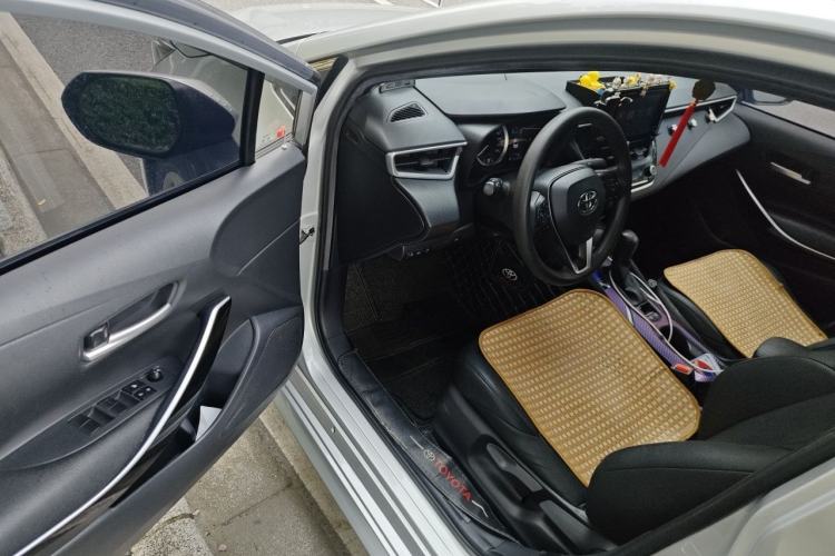 Used Toyota Levin 2022 Dual-Motor 1.8H E-CVT Leading Edition Driver Seat
