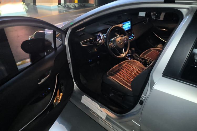 Used Toyota Levin 2022 Dual-Engine 1.8H E-CVT Luxury Edition Driver Seat