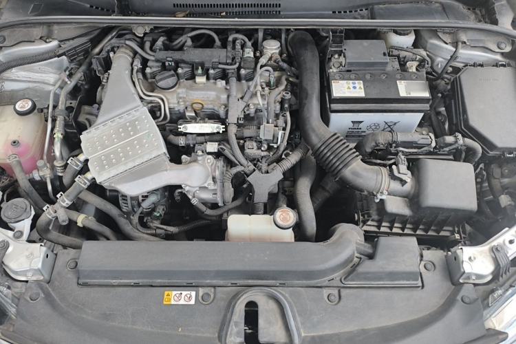 Used Toyota Levin 2022 185T CVT Sport Edition Engine Bay