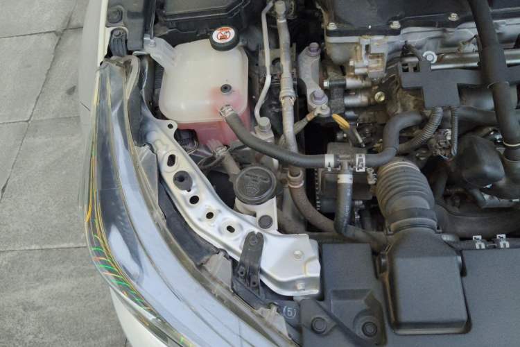 Used Toyota Levin 2022 Dual-Motor 1.8H E-CVT Leading Edition Engine Bay Right