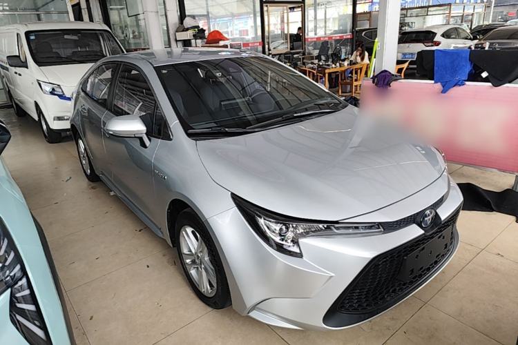 Used Toyota Levin 2022 Dual-Motor 1.8H E-CVT Leading Edition Front Right 45 Deg