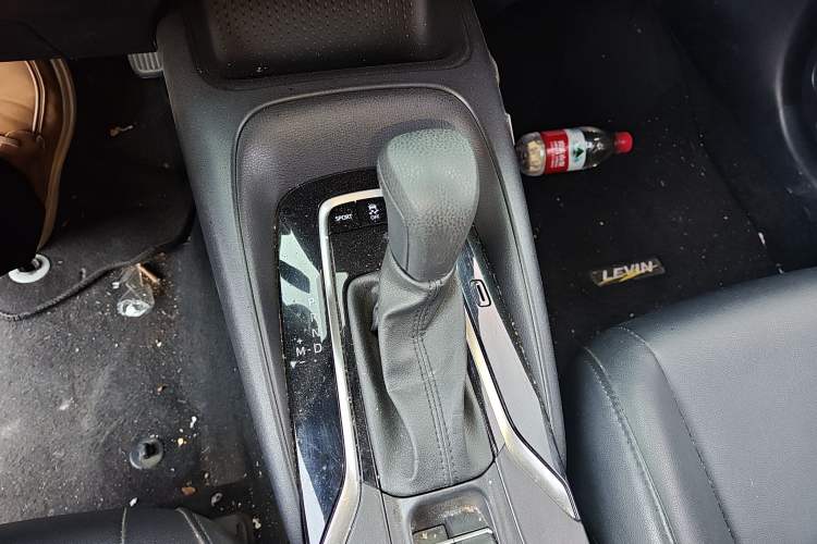 Used Toyota Levin 2022 185T CVT Luxury Edition Gear Lever