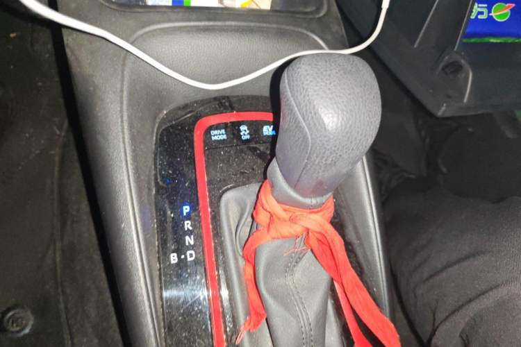 Used Toyota Levin 2022 Dual-Motor 1.8H E-CVT Sport Edition Gear Lever