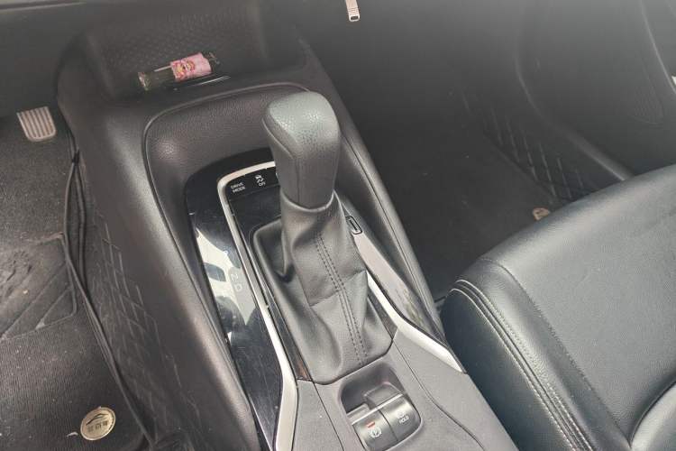 Used Toyota Levin 2022 Dual-Engine 1.8H E-CVT Luxury Edition Gear Lever