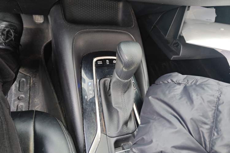 Used Toyota Levin 2022 Dual-Motor 1.8H E-CVT Progressive Edition Gear Lever