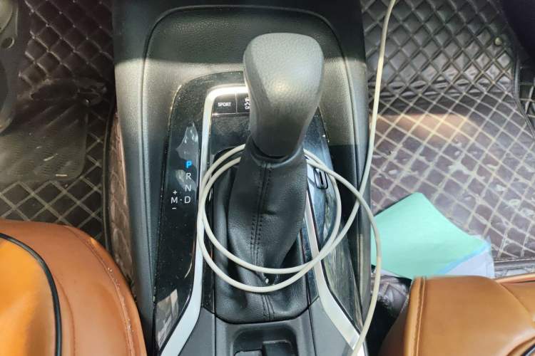 Used Toyota Levin 2022 185T CVT Luxury Edition Gear Lever