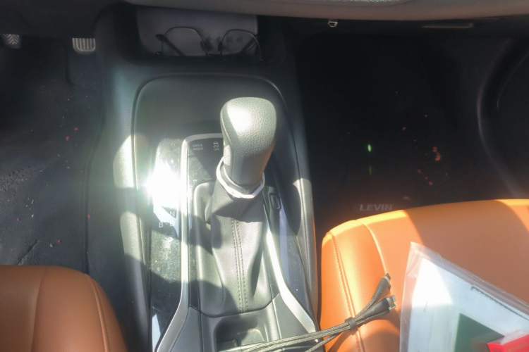 Used Toyota Levin 2022 Dual-Engine 1.8H E-CVT Luxury Edition Gear Lever