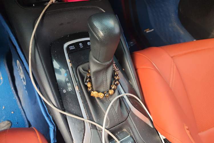Used Toyota Levin 2022 Dual-Motor 1.8H E-CVT Progressive Edition Gear Lever