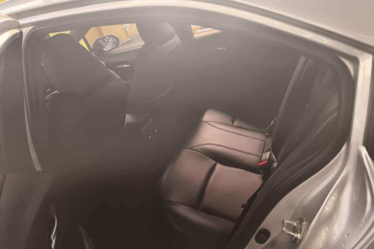 Used Toyota Levin 2022 185T CVT Luxury Edition Interior 3