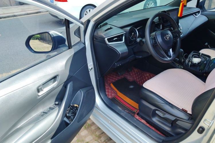 Used Toyota Levin 2022 185T CVT Luxury Edition Interior 3