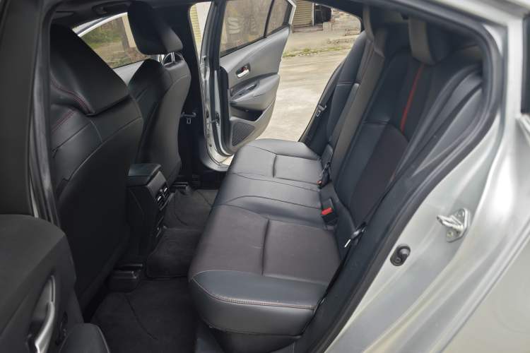 Used Toyota Levin 2022 Dual-Motor 1.8H E-CVT Sport Edition Interior 4