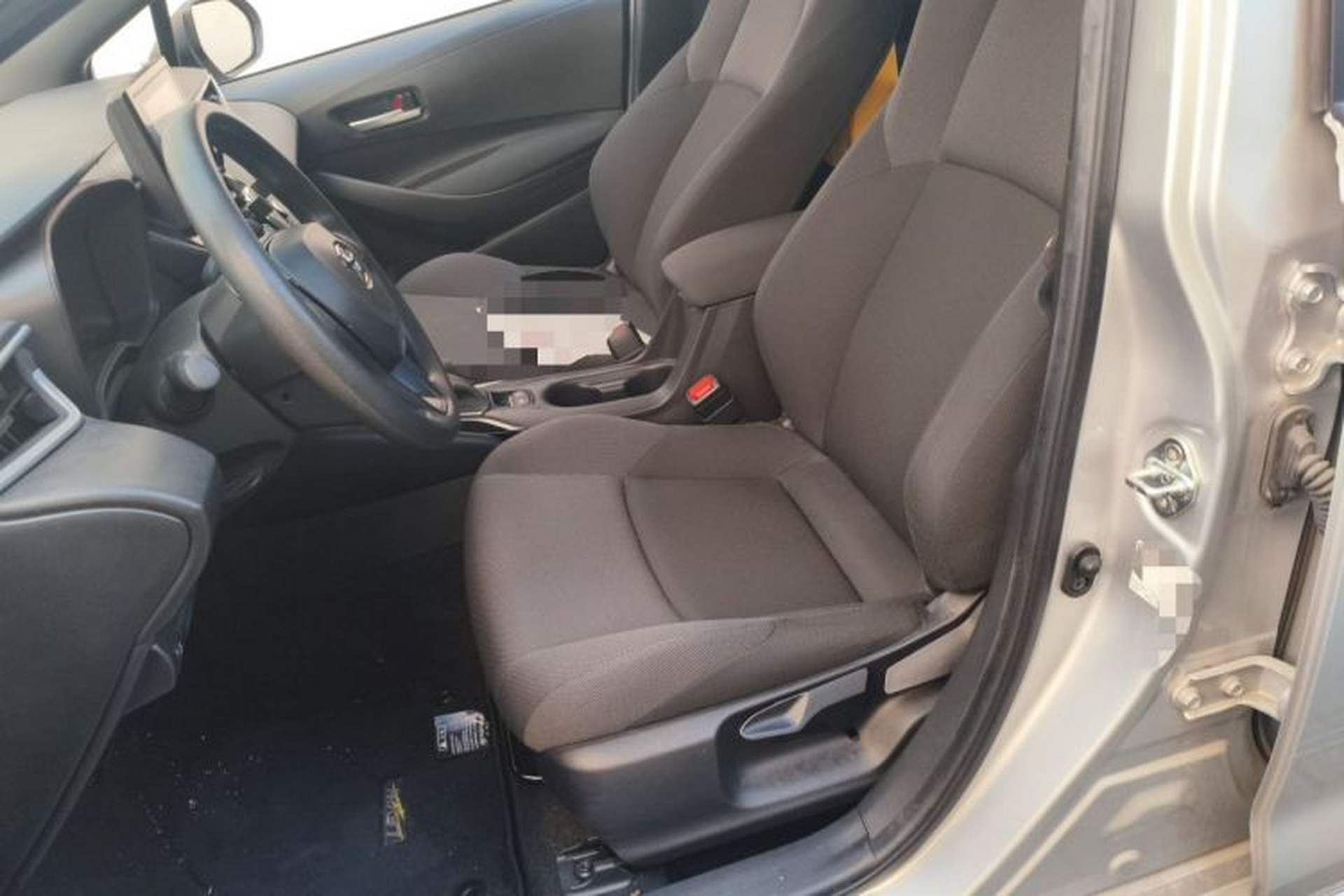 Used Toyota Levin 2022 Facelift TNGA 1.5L CVT Progressive Edition Left Front Seat