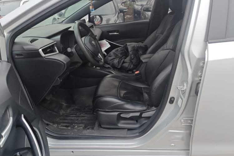 Used Toyota Levin 2022 Dual-Motor 1.8H E-CVT Progressive Edition Left Front Seat
