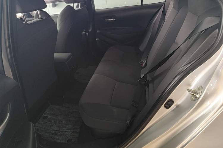 Used Toyota Levin 2022 Dual-Motor 1.8H E-CVT Leading Edition Left Rear Seat