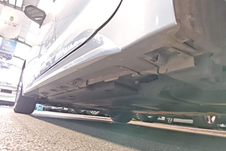 Used Toyota Levin 2022 Dual-Motor 1.8H E-CVT Leading Edition Left Side Sill