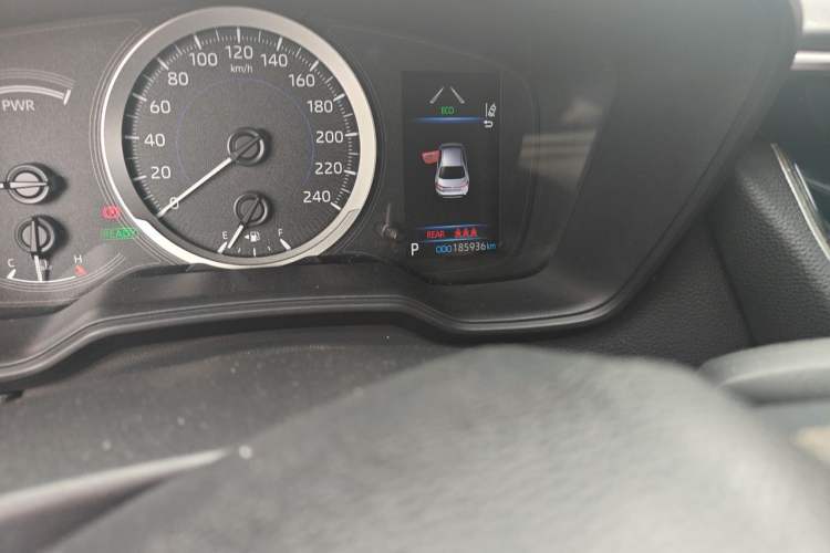 Used Toyota Levin 2022 Dual-Engine 1.8H E-CVT Luxury Edition Odometer Close Up