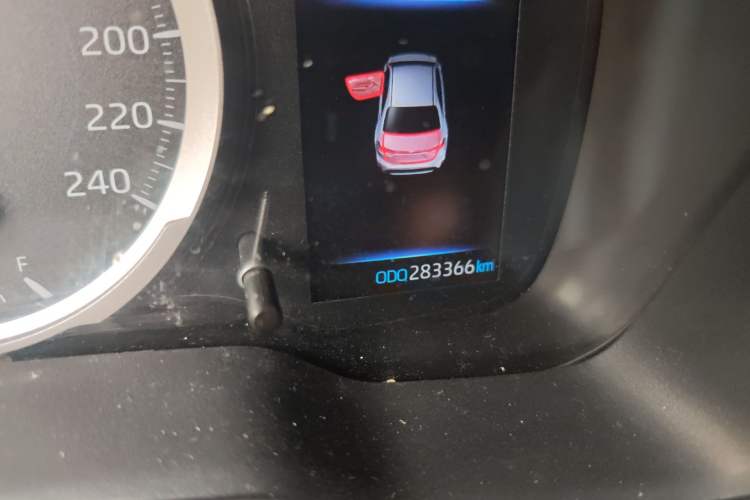 Used Toyota Levin 2022 Dual-Motor 1.8H E-CVT Progressive Edition Odometer Close Up