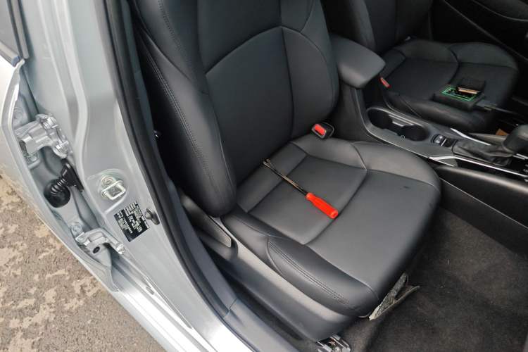 Used Toyota Levin 2022 185T CVT Luxury Edition Right Front Seat