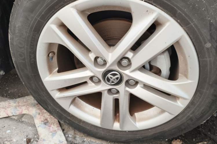 Used Toyota Levin 2022 Facelift TNGA 1.5L CVT Progressive Edition Right Front Wheel Hub