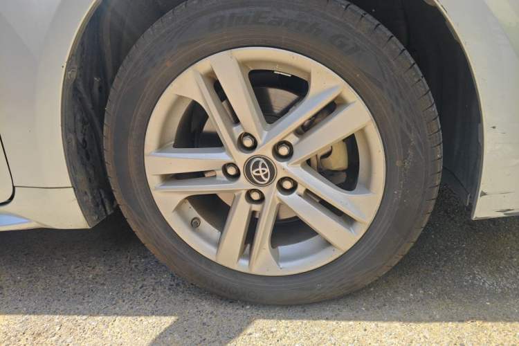 Used Toyota Levin 2022 Dual-Motor 1.8H E-CVT Leading Edition Right Front Wheel Hub