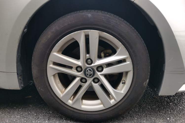 Used Toyota Levin 2022 Dual-Motor 1.8H E-CVT Progressive Edition Right Front Wheel Hub