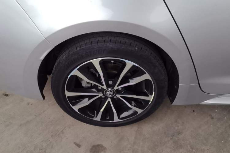 Used Toyota Levin 2022 185T CVT Sport Edition Right Rear Wheel Hub