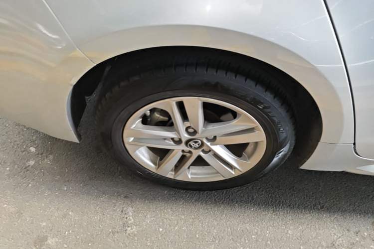 Used Toyota Levin 2022 Dual-Motor 1.8H E-CVT Leading Edition Right Rear Wheel Hub