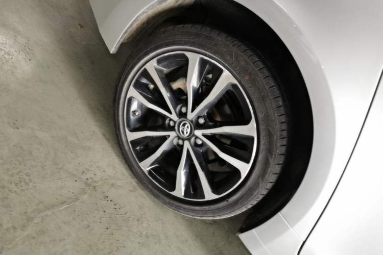 Used Toyota Levin 2022 Dual-Motor 1.8H E-CVT Sport Edition Right Rear Wheel Hub