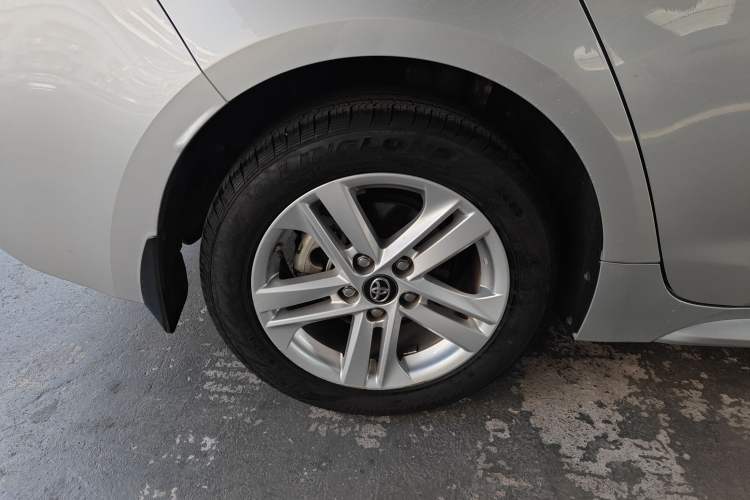 Used Toyota Levin 2022 Dual-Motor 1.8H E-CVT Leading Edition Right Rear Wheel Hub